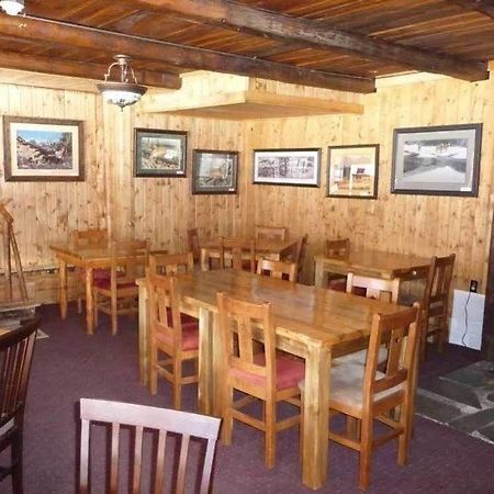 The Twin Lakes Inn Exterior photo