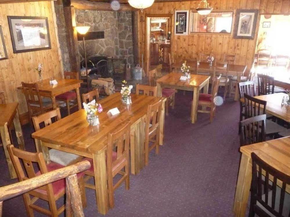 The Twin Lakes Inn Exterior photo